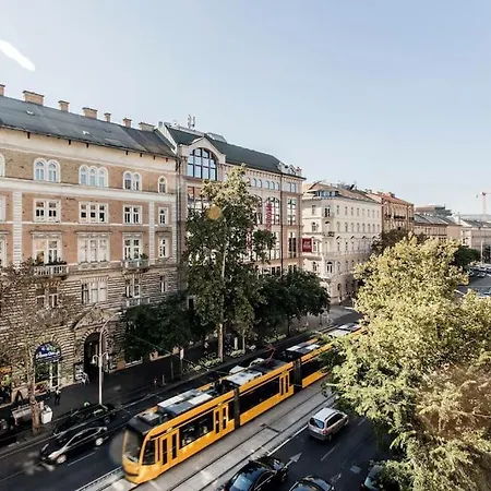 Comfortable Flat With Prime Location Near Oktogon * Βουδαπέστη