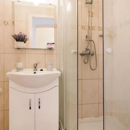 아파트 Comfortable Flat With Prime Location Near Oktogon 부다페스트